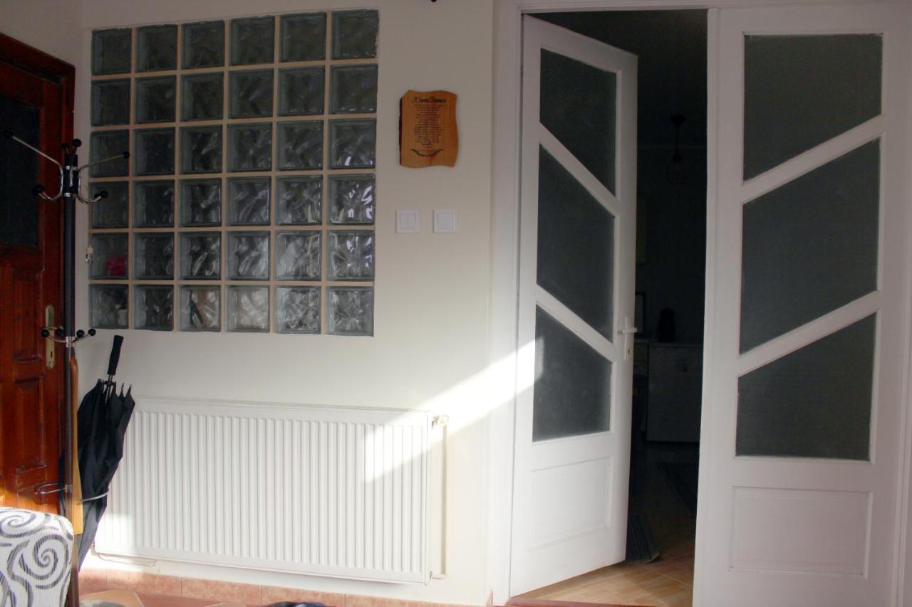 Elizabet Apartment *